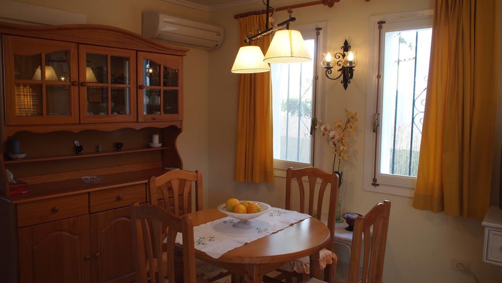 El Palmar Apartment เดเนีย ภายนอก รูปภาพ